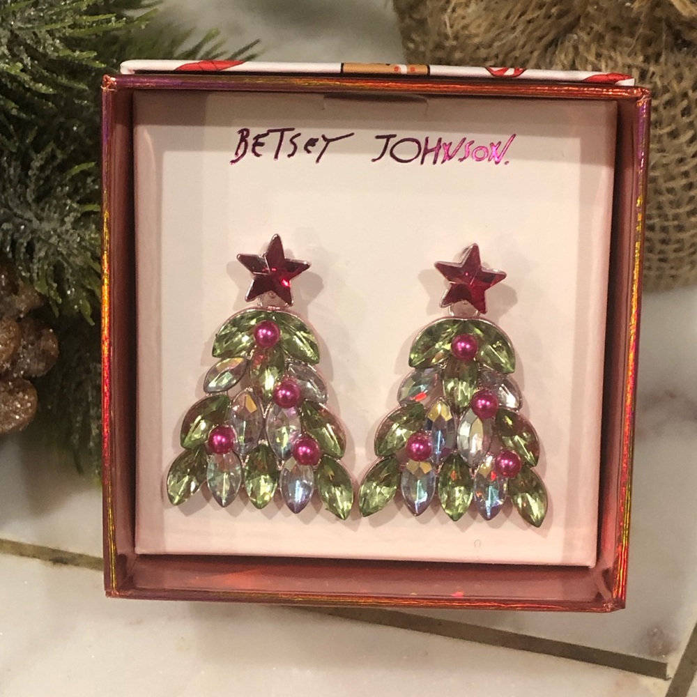 🎄NWT🎄 Betsey Johnson Crystal Christmas Tree Earrings
